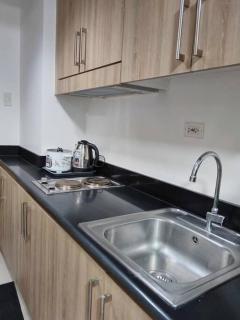 1 Bedroom Near MOA with Pool View - Shore 1 Residences - Manila - 7