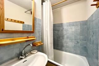 Charming T2 with Mont Blanc view and terrace - Demi-Quartier - 4
