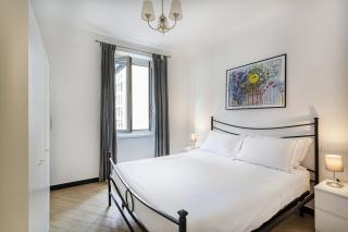 XXV Aprile Downtown by Wonderful Italy - Genova - 8