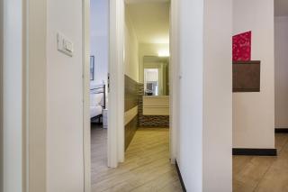 XXV Aprile Downtown by Wonderful Italy - Genova - 4