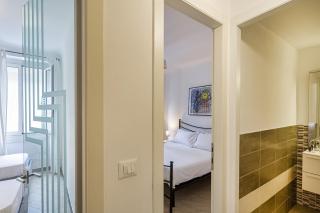 XXV Aprile Downtown by Wonderful Italy - Genua - 3