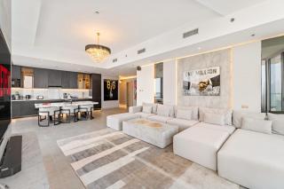 Vayk- Ultra Modern 3 BD Marina Retreat with Stunning Views - Dubai - 9