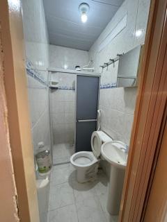 Duplex 3 com quartos para 3 camas de casal 3 beliches e 2 camas de solteiro para 12 pessoas - 8