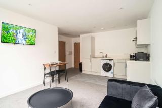 Fantastic Central Preston 1 Bedroom Apartment - Preston - 4