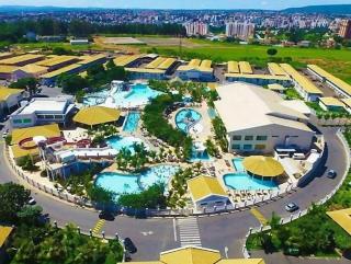 Lacqua Di Roma - Apartamento confortavel e completo com varanda - Caldas Novas - 0