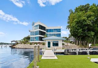 The Glass Mansion w/Optional Boat Rental - Terrell - 8