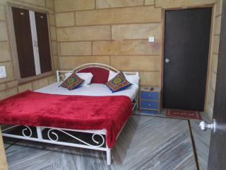Hotel Neem Haveli - 2