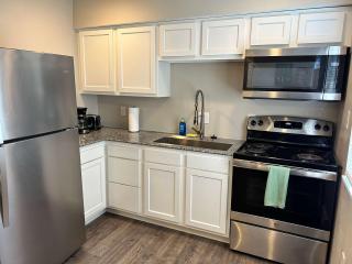 Carter #1 Two bedroom unit near Xavier Downtown - Cincinnati - 0