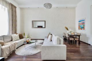 Luxe 2BR Residence with View on the St Stephen Road - Budapest - 5