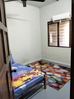 Harraz Homestay Gebeng - Kampung Saberang Balok - 1