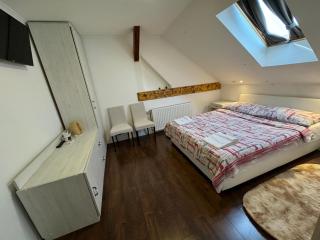 TOMiSLAV - Zagreb - 8