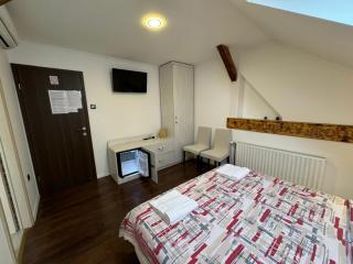 TOMiSLAV - Zagreb - 7