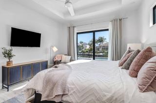 Island Breeze Haven by HEAT Properties - 6