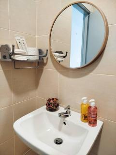 CozyHaven Minimalist QueenStudio Free Private Parking Netflix - Petaling Jaya - 4