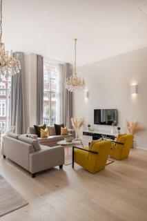 Presidential Residence with 14ft High Ceilings & Private Elevator - Londra - 5