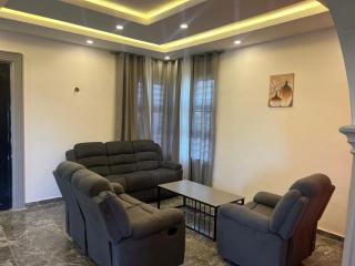 Nana's Duplex Apartment - 8