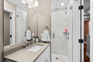 Federal Hill Luxury with Parking & Harbor View Rooftop - 5