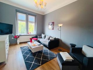 Wolności 21 Jelenia Góra - 8