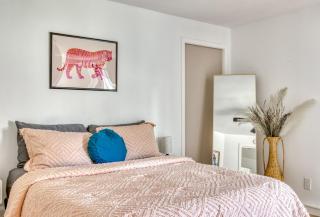 The Pink Door - West Linn - 7