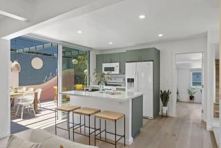 5BD Home with outdoor space in Little Italy - San Diego - 4