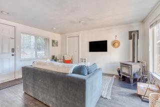 Riverbend Cabin 1 - Lolo Bungalow - 2