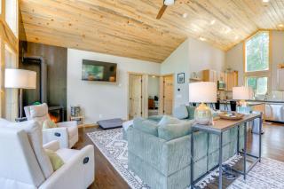 24-0082 Fairplay Cabin Hike, Fish, Ski! - 6