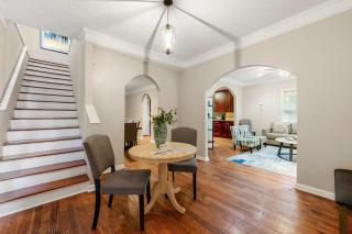 The Manor l 5-Bedrooms A Location Sleeps 12 - Atlanta - 7