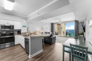 Shores of Panama Chic 2-BD Beachfront Resort Condo! by Dolce Vita Getaways! - Panama City Beach - 8