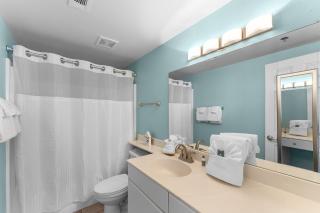 Shores of Panama Chic 2-BD Beachfront Resort Condo! by Dolce Vita Getaways! - Panama City Beach - 1