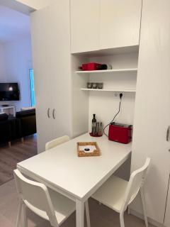 Upscale 2BDR Apartment - Varkiza - Vari - 6