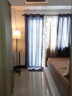 Shore Residence Direct Pool Access MOA Complex - 7