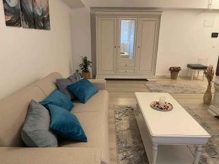 White Apartament - Târgu Neamț - 7