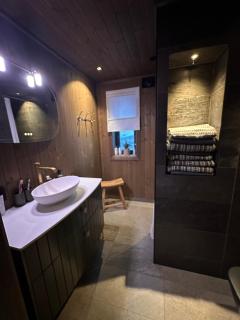 Flott hytte med høy standard og unik utsikt - 6