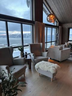 Flott hytte med høy standard og unik utsikt - Lensvik - 3
