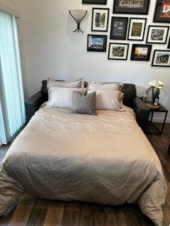 Bungalow #1 and Bungalow #2 ONE Price-West LA Location - Los Angeles - 6