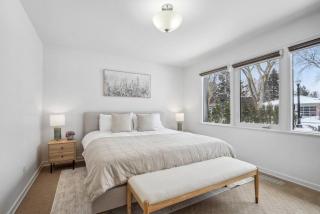 The Rockmount Glenora - 9