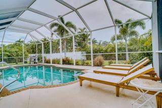 Spacious Vacation House with a Free Heated Saltwater Pool - Cape Coral - 9