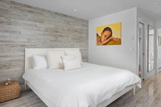 Riverside Retreat at Viking Lodge - location! - 4