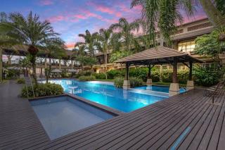 Seaside Balcony Games Room - 4