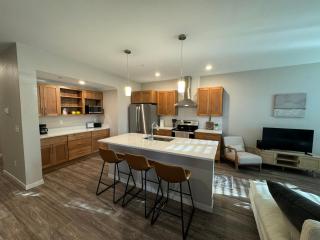 Unwind in Style at Fargo's Hidden Gem! #102 - Fargo - 5
