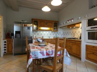 Gîte familial à Vald'Yerre : détente, jeux et charme rural pour 8 personnes - FR-1-581-120 - 4