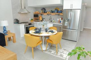 Private guest suite in South Calgary - 6