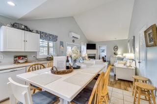 Seneca Lake Retreat with Deck - Walk to Wineries! - 4