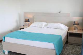 Family Luxurious Beach Penthouse - 3