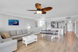 Eleuthera - 2x2 Fully Updated Old Town Waterfront Corner Condo - Key West - 7
