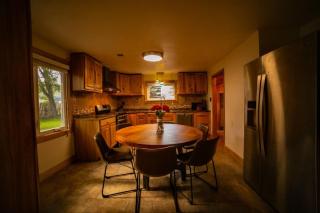 Chinook Winds Lodge - 9