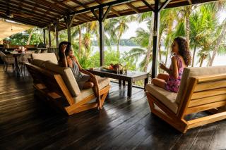 Bocas Sunset Beach House - 8