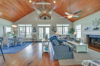 Riverfront Aurora Home with Deck and Private Pier! - - 8