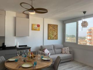 Le Nest City Center Torremolinos - Torremolinos - 5