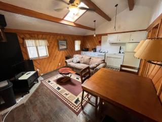 Chinook Winds Lodge - 3